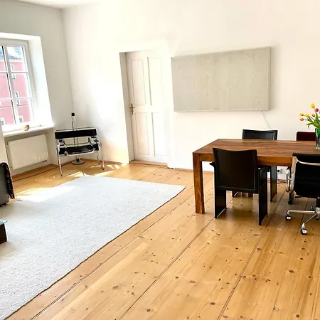 아파트 City Center, Large Flat 105m2, 6 Guests, 10min To Oktoberfest, 35min To Airport 뮌헨