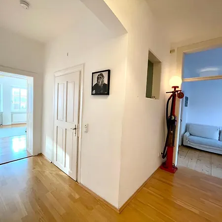 Appartement City Center, Large Flat 105m2, 6 Guests, 10min To Oktoberfest, 35min To Airport München