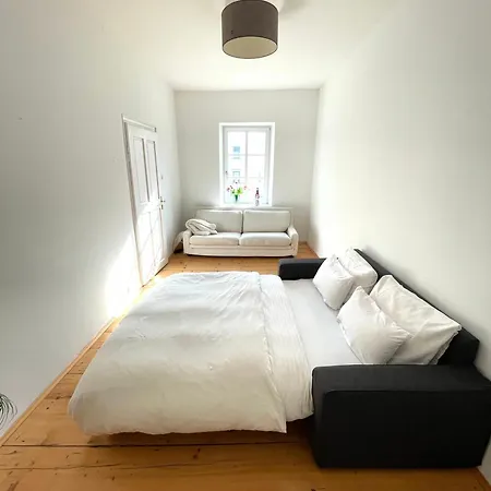 Apartman City Center, Large Flat 105m2, 6 Guests, 10min To Oktoberfest, 35min To Airport München