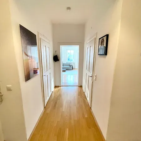 City Center, Large Flat 105m2, 6 Guests, 10min To Oktoberfest, 35min To Airport Apartamento *
