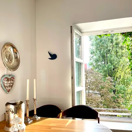 Apartamento City Center, Large Flat 105m2, 6 Guests, 10min To Oktoberfest, 35min To Airport *